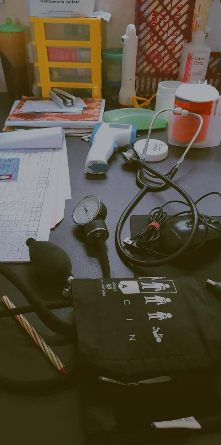 Hospital desk and healthcare operations workspace